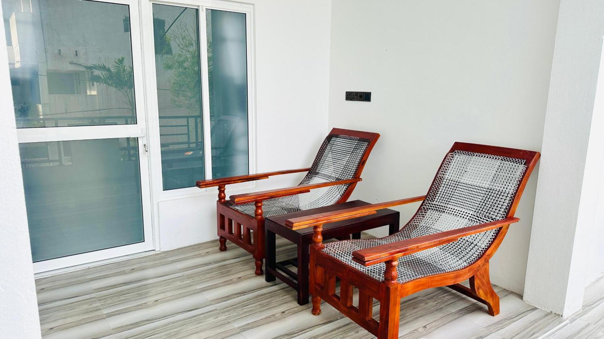 Garden Beach Hotel อารูกัมเบย์ ภายนอก รูปภาพ
